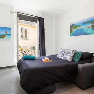 little-phuket-mourillon-host.fr-provencehotel.com/